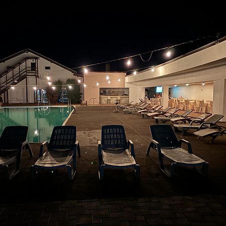 Complex Daniel'S Hotel โอเริชติเย ภายนอก รูปภาพ